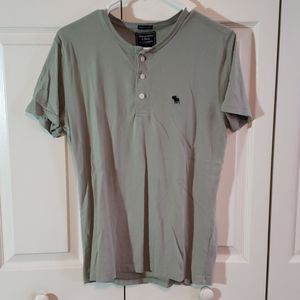 Abercrombie tshirt